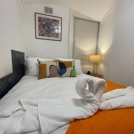 Central Point Apartment ลอนดอน ภายนอก รูปภาพ