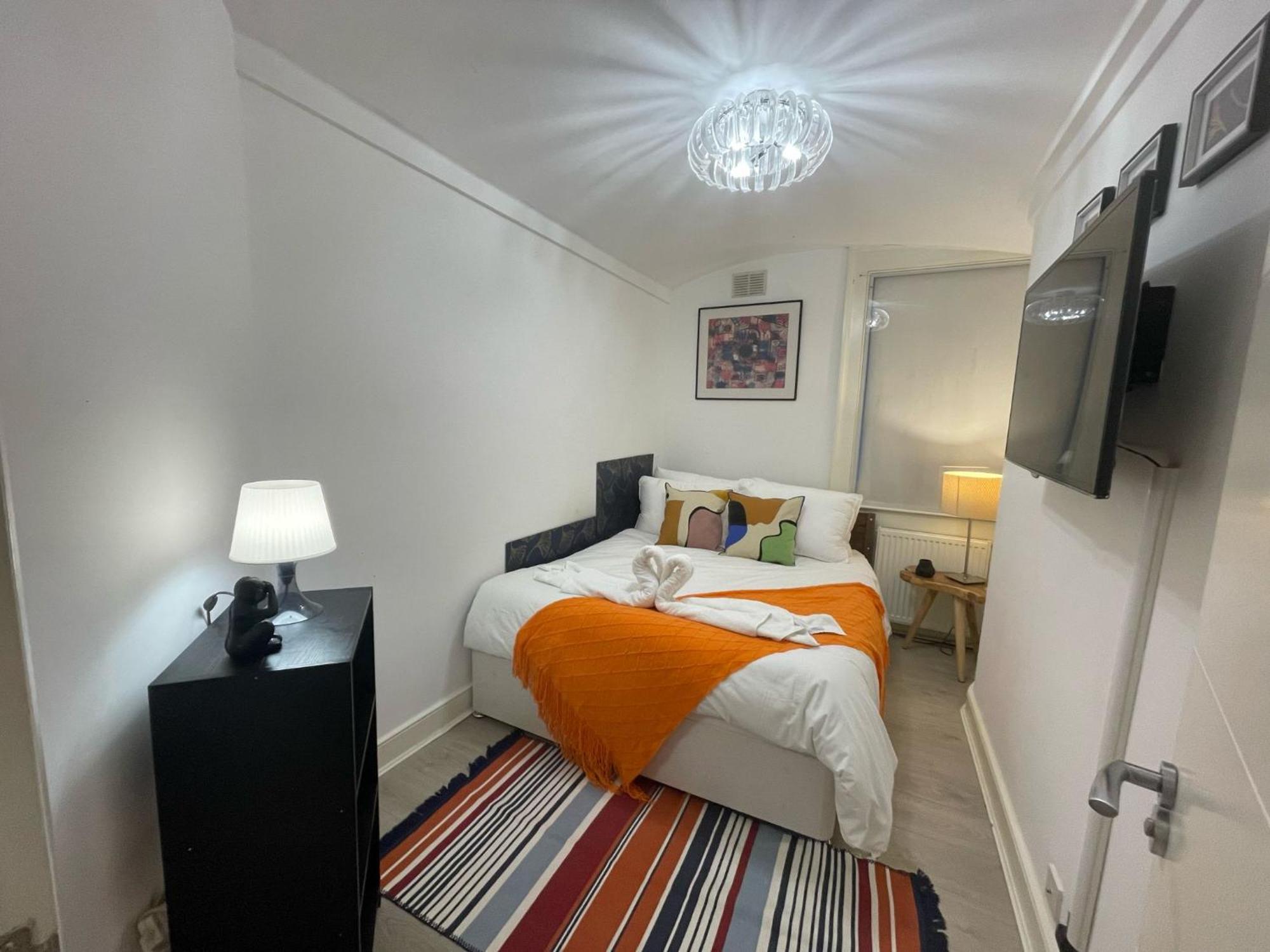 Central Point Apartment ลอนดอน ภายนอก รูปภาพ